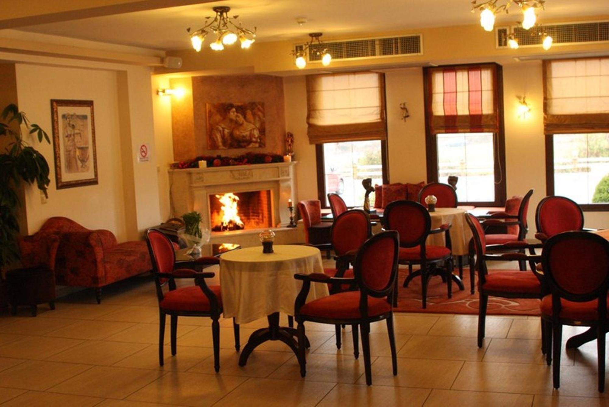 Lozitsi Hotel Veria  Buitenkant foto